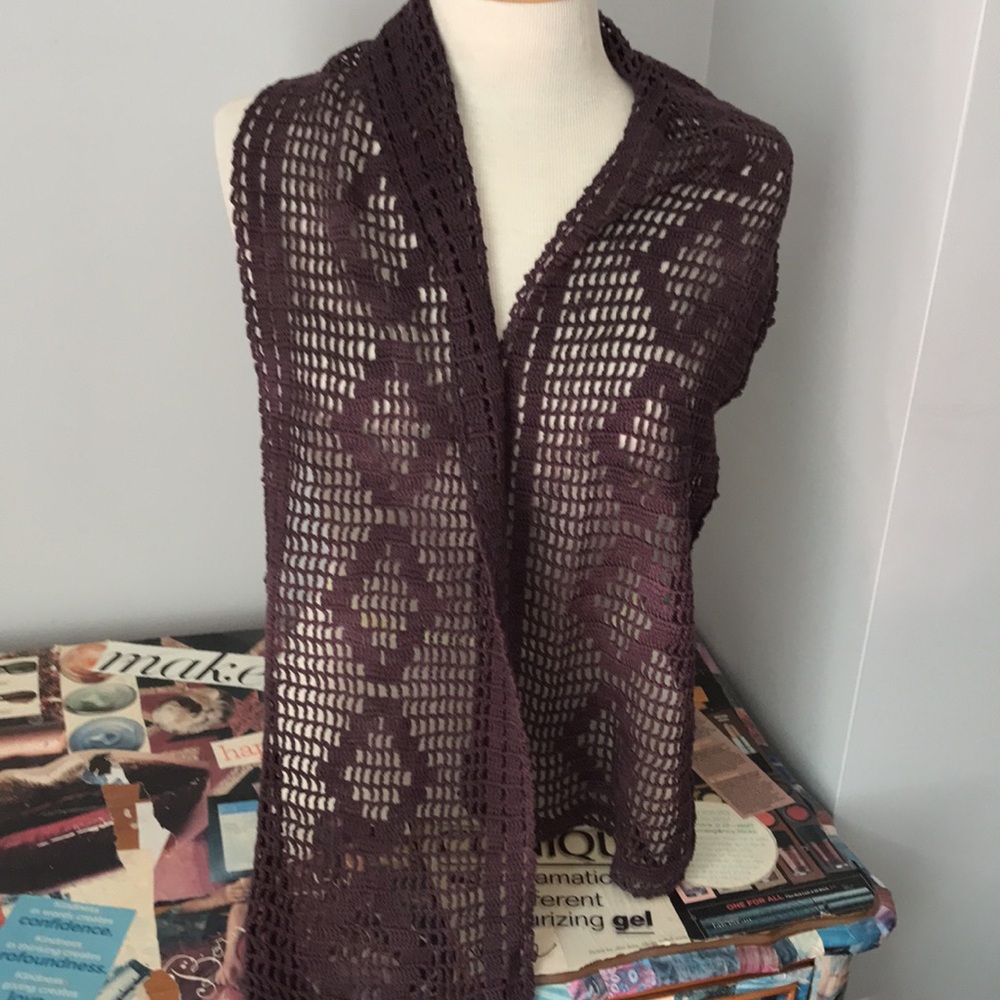 Gorgeous crochet hand dyed scarf - Picture 5 of 5